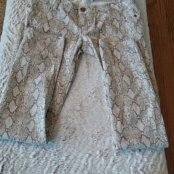 Mudd Jeans - Picture 8 of 11